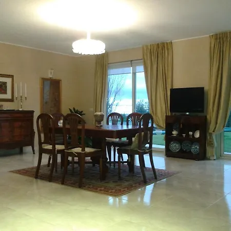 Antal فندق مبيت وإفطار *